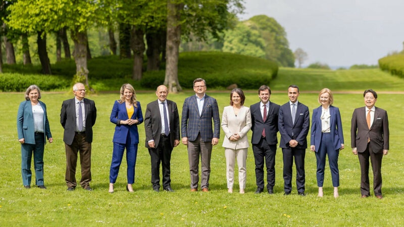 Кулеба закликав країни G7 передати Україні заморожені активи РФ