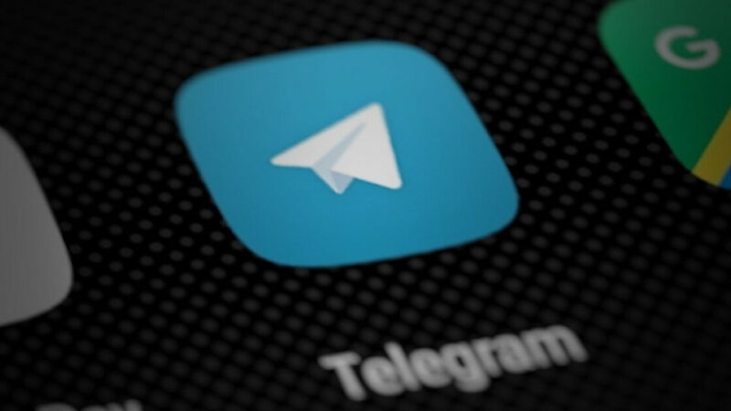 Українцям назвали Telegram-канали, яким не можна довіряти