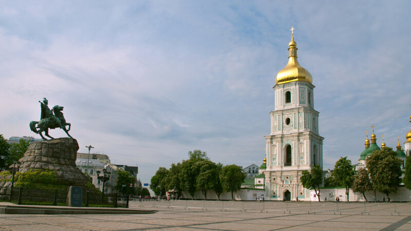 У Києві відбулася зустріч духовенства ПЦУ та УПЦ