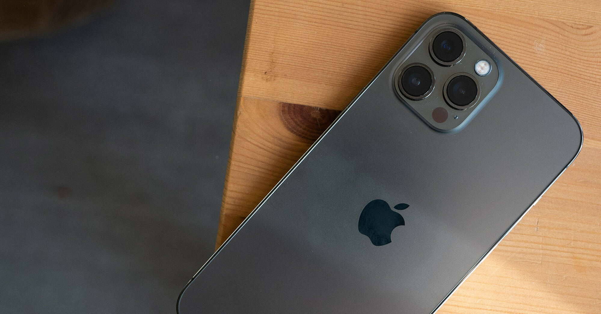 Вихід iPhone 14 можуть перенести через візит Пелосі до Тайваню