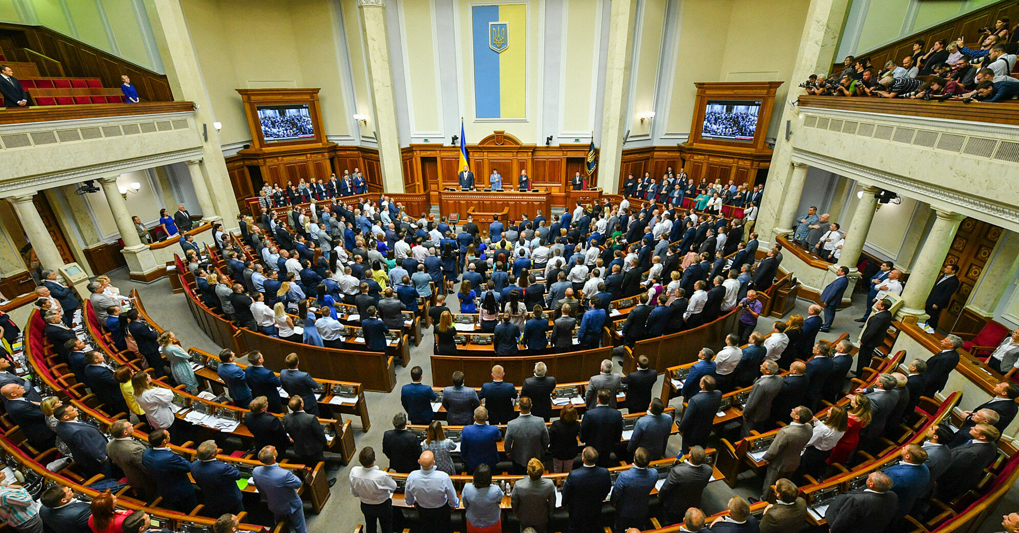 У Раді сподіваються знайти механізм позбавлення Медведчука мандата