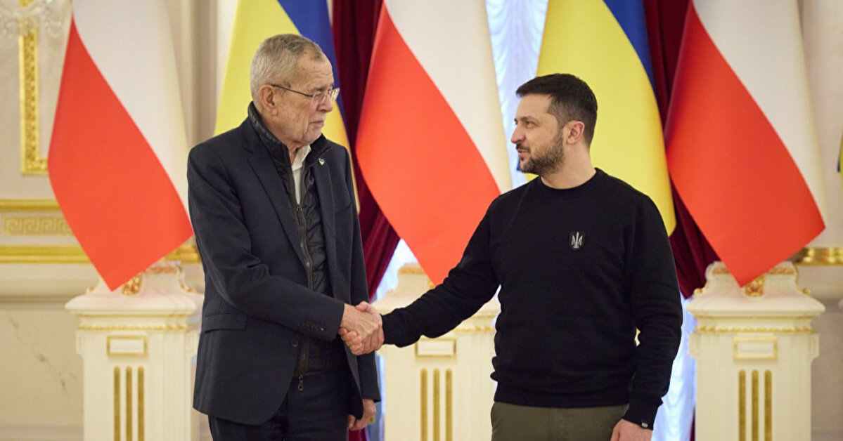 Австрія надсилає чотирьох російських дипломатів через шпигунство