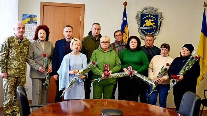 Шістьох бійців з Нікополя посмертно відзначили державними нагородами