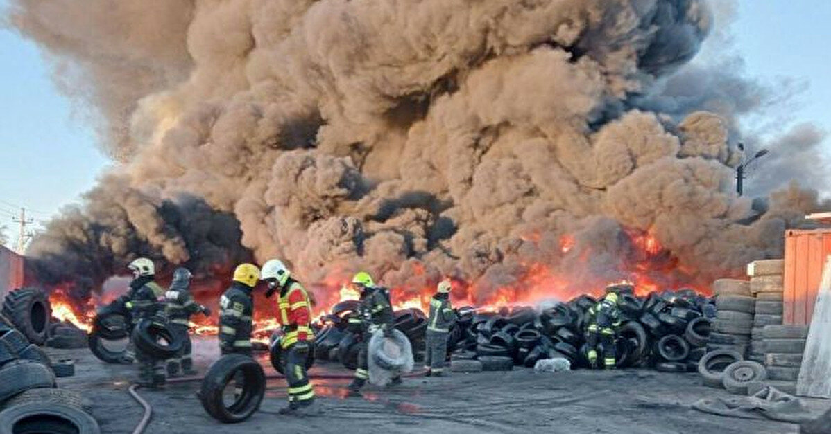 У Підмосков’ї потужна пожежа, горить цех з утилізації відходів