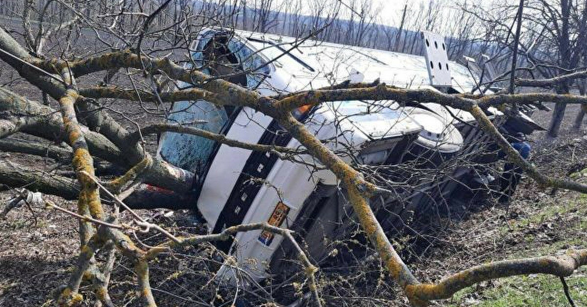 У Молдові злетів з траси автобус, що їхав до Києва: в салоні був 21 пасажир