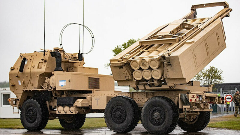 Міністр оборони Польщі повідомив про прибуття до країни перших HIMARS