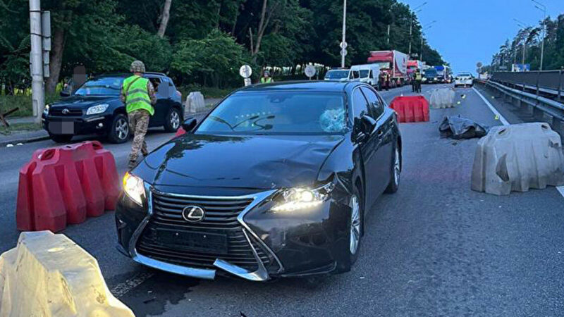 Пляшки валялися в авто: з’явилися подробиці резонансної ДТП з суддею