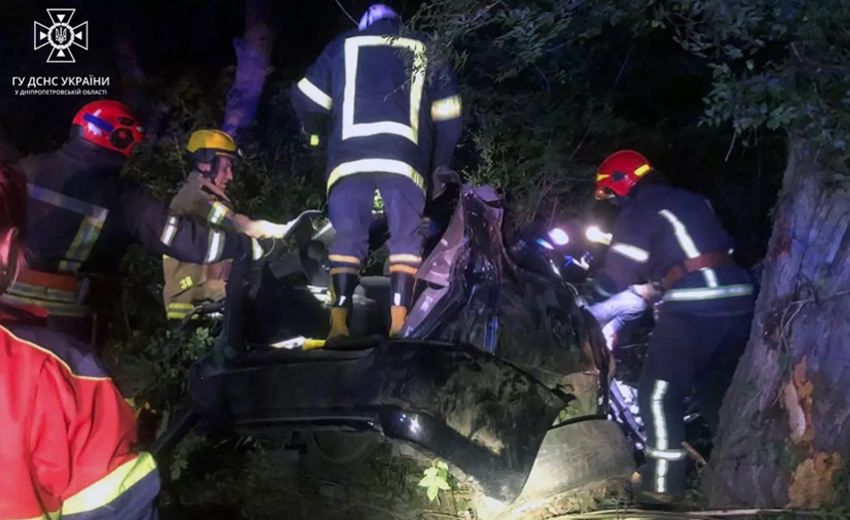 Внаслідок ДТП у Дніпрі загинула 20-річна дівчина: подробиці