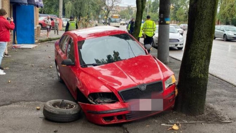 Внаслідок ДТП у Кривому Розі загинула вагітна жінка: деталі