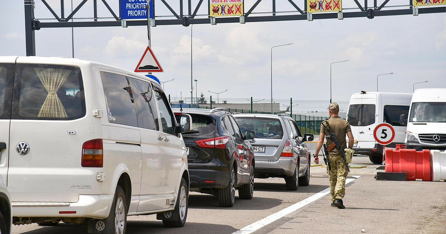 У виїзді з України щодня відмовляють близько 150 чоловікам — ДПСУ