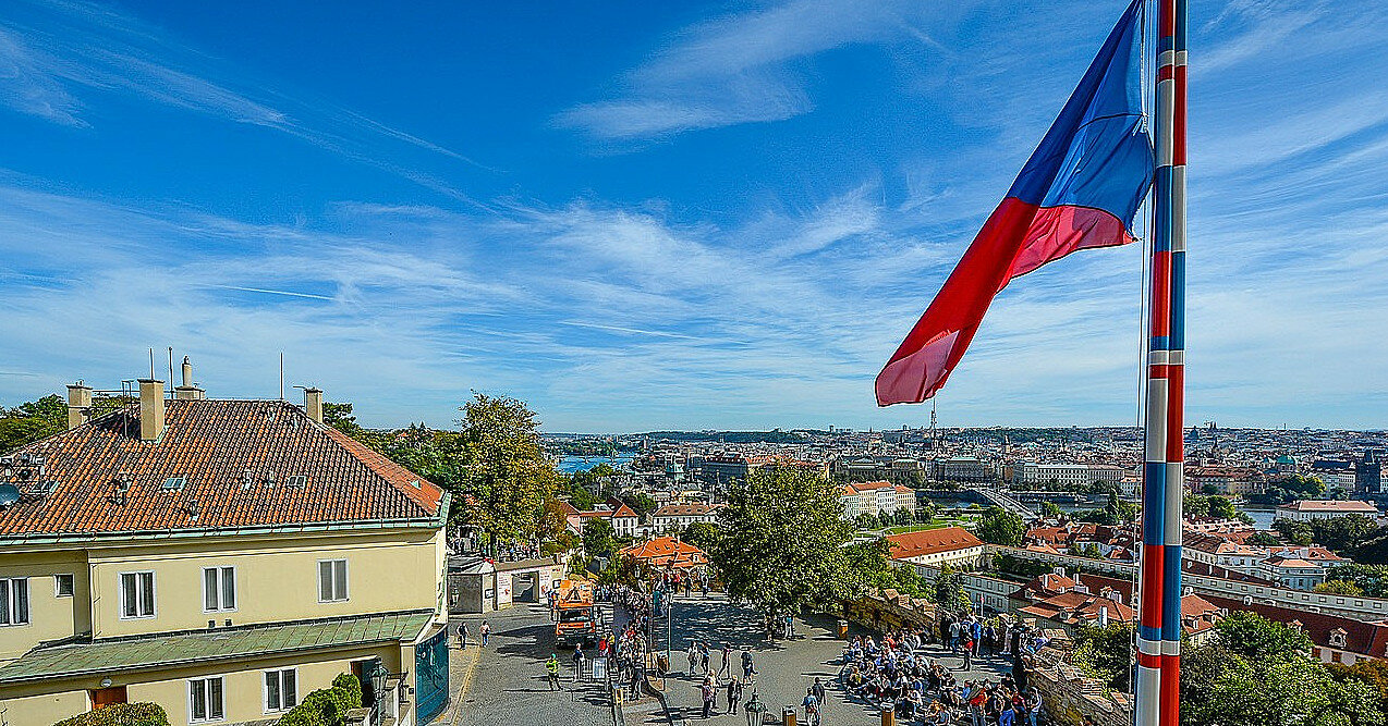 У Чехії скоротили пільги для біженців з України