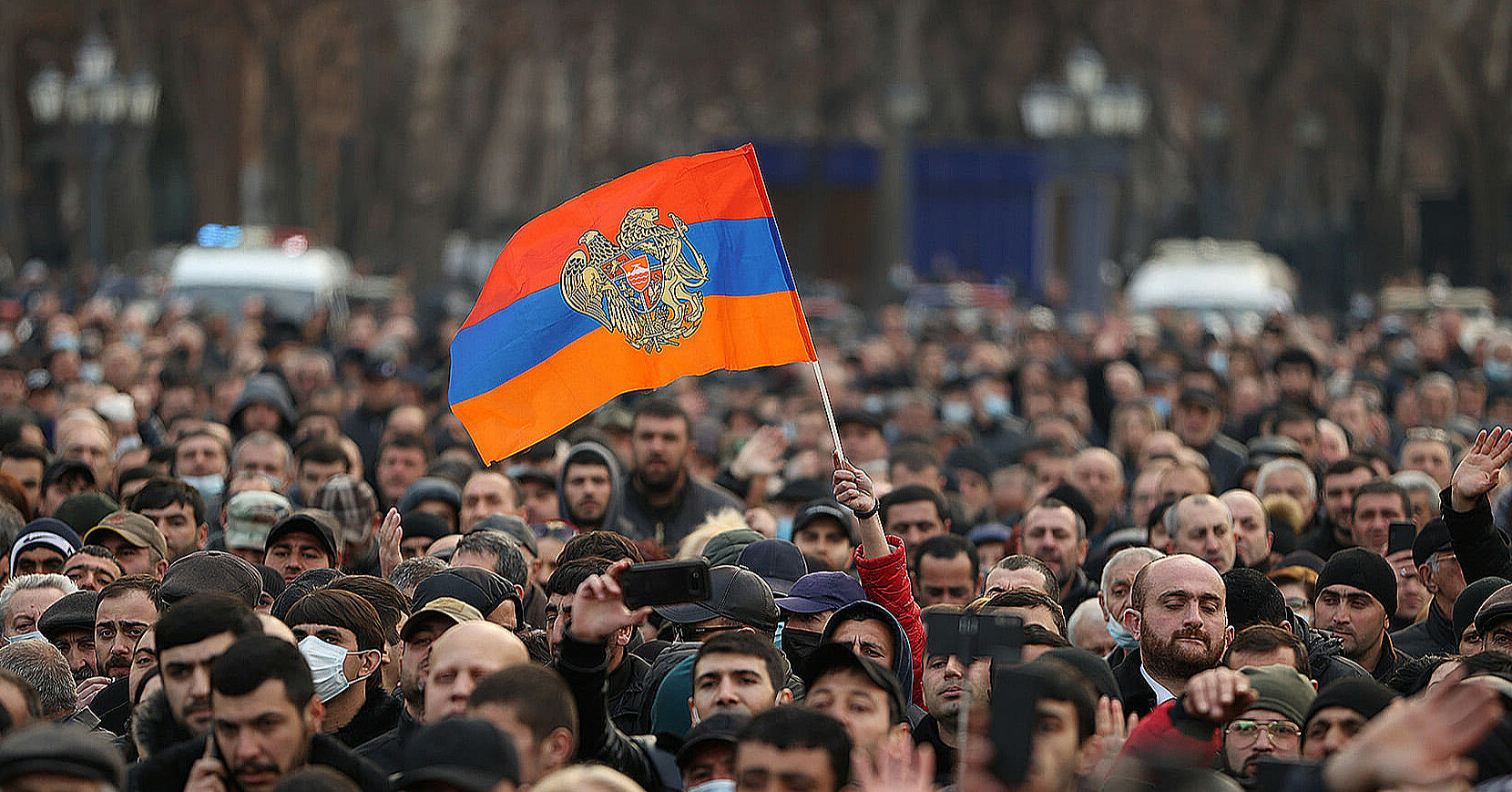 ЗМІ: Під посольством Росії в Єревані почалися сутички