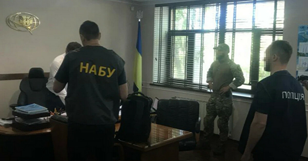 НУБУ: На підприємстві “Укроборонпрому” викрили схему на мільярд гривень