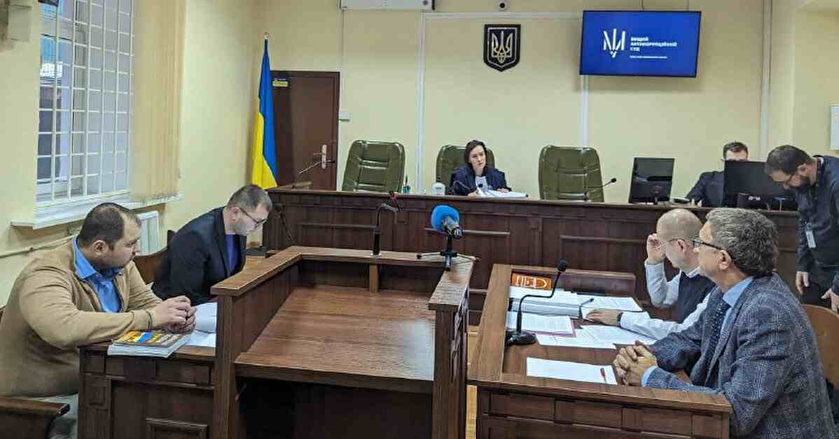 Суд посадив директора “Львівського арсеналу” під неповний домашній арешт