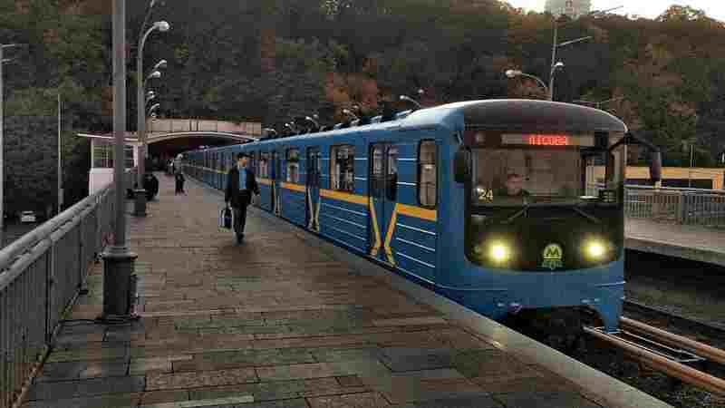 У Києві завтра відкриють станцію метро “Дніпро”