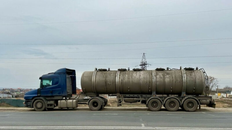 Поліцейські повідомили про підозру водію вантажівки з Дніпра, який наїхав на 15-річну дівчину у Пересипському районі Одеси