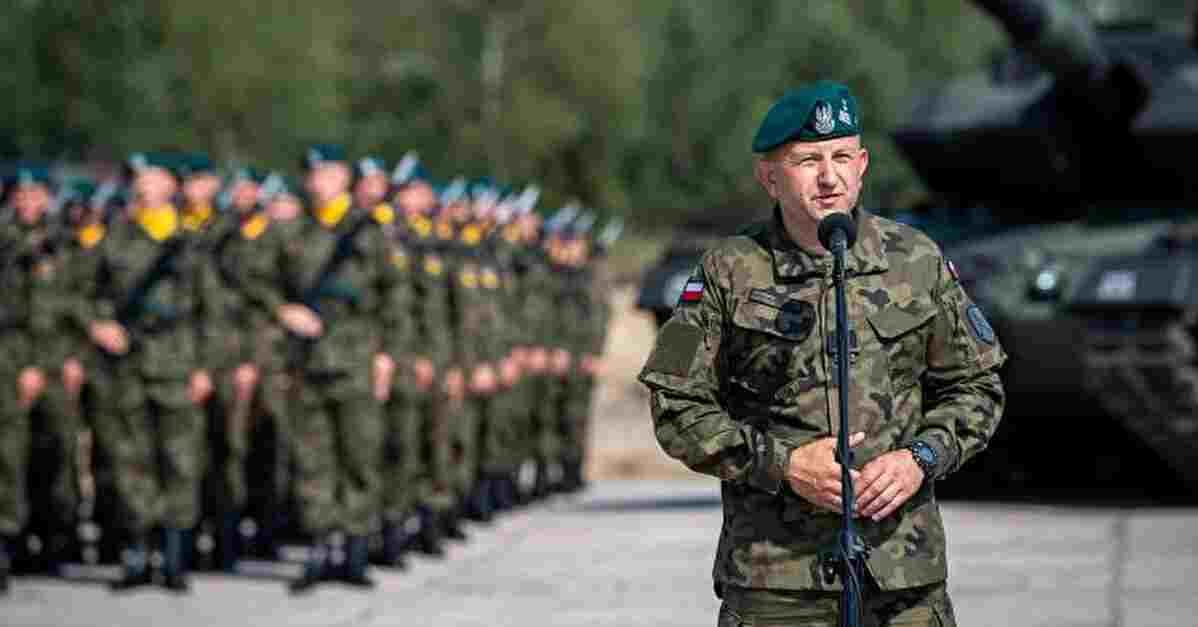 У Польщі через шпигунський скандал звільнили генерала, причетного до підготовки ЗСУ