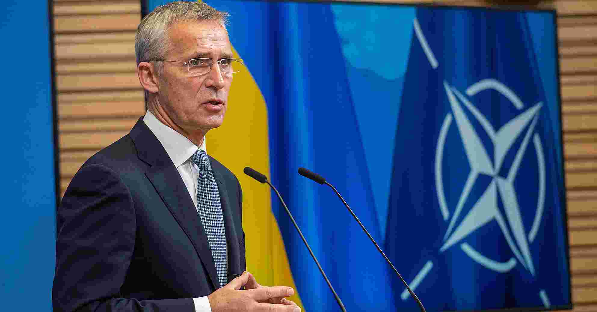 Столтенберг назвав два сценарії розвитку війни в Україні