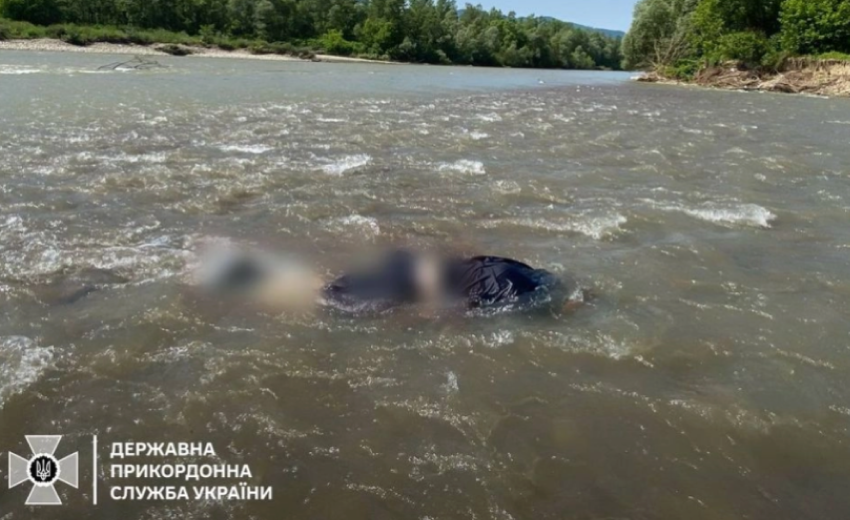 «Тіло несло течією вздовж берега»: у Тисі виявили черговий труп