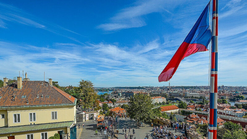 У Чехії запускають програму допомоги біженцям для повернення в Україну