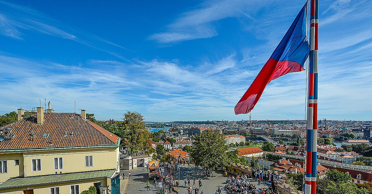 У Чехії запускають програму допомоги біженцям для повернення в Україну