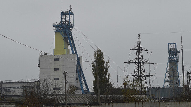 На Донеччині через ворожий обстріл відключалася шахта