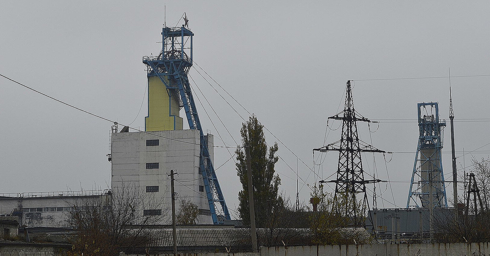 На Донеччині через ворожий обстріл відключалася шахта