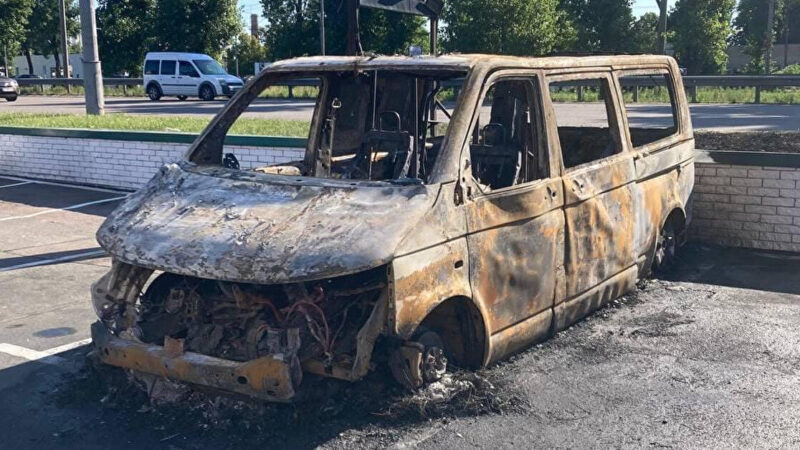 У Києві спалили автівку медслужби третьої штурмової бригади