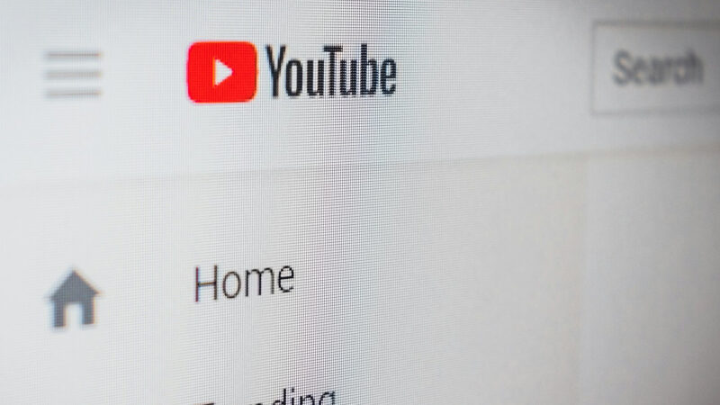 Британська розвідка проаналізувала можливе блокування YouTube в РФ