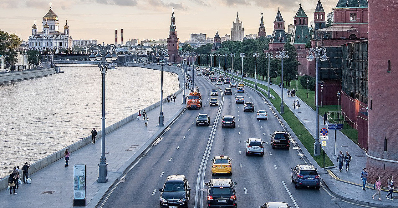 Bloomberg: Воєнна економіка РФ перегрілася та може виснажитись