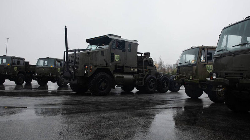 Міноборони допустило до війська 20 зразків автотехніки для габаритних вантажів