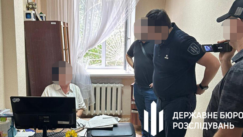 У Кропивницькому затримали голову ВЛК на торгівлі “білими квитками” для військовозобов’язаних