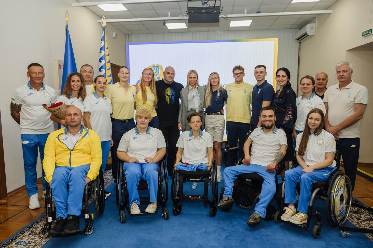 На Дніпропетровщині урочисто привітали з поверненням додому олімпійців і паралімпійців