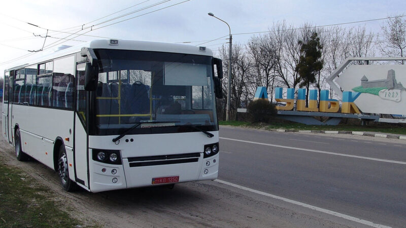 В Україні залишать тільки легальні автостанції, з касами та платформами