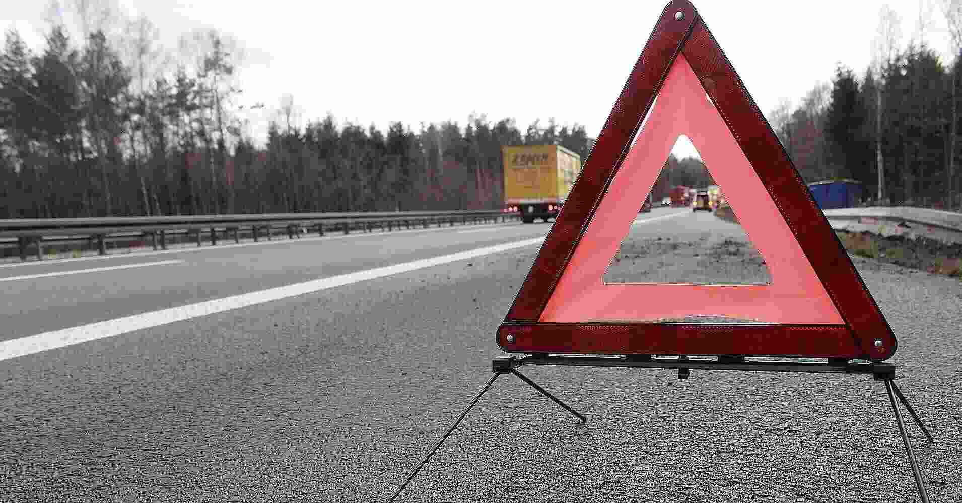 У Польщі вантажівка врізалася в мікроавтобус з українцями: є загиблі