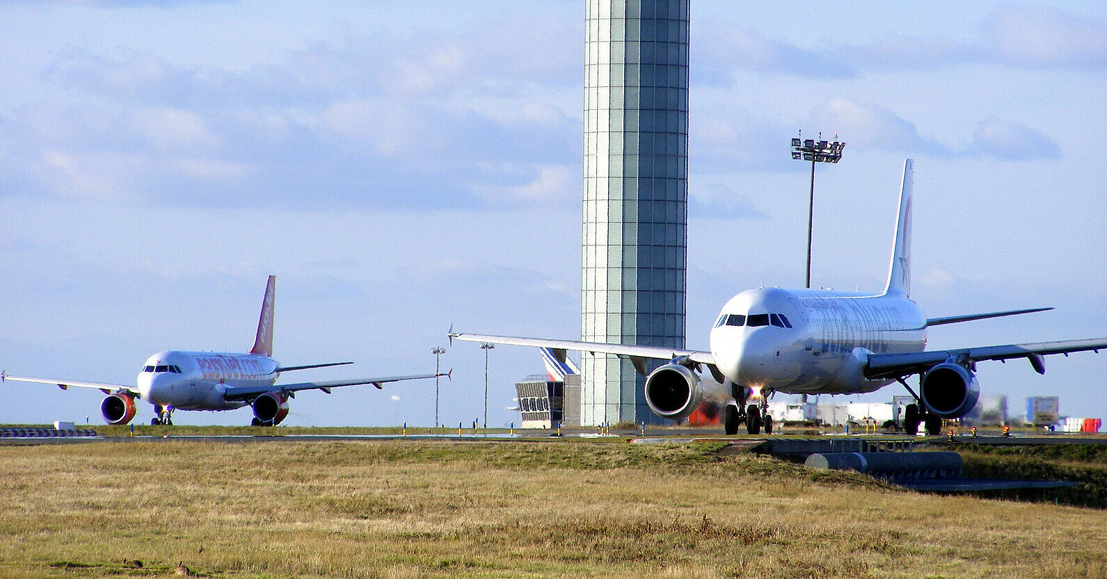 У РФ половина літаків Airbus не літають через проблеми з двигунами – ЗМІ