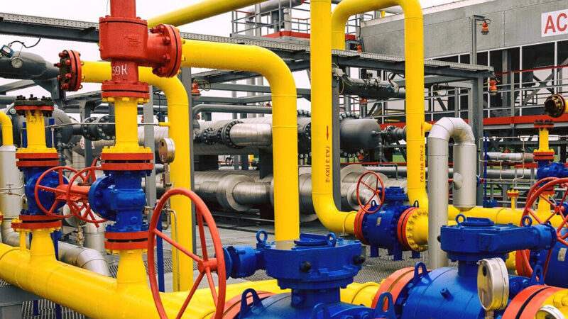 Кабмін спростив бронювання газовиків від мобілізації