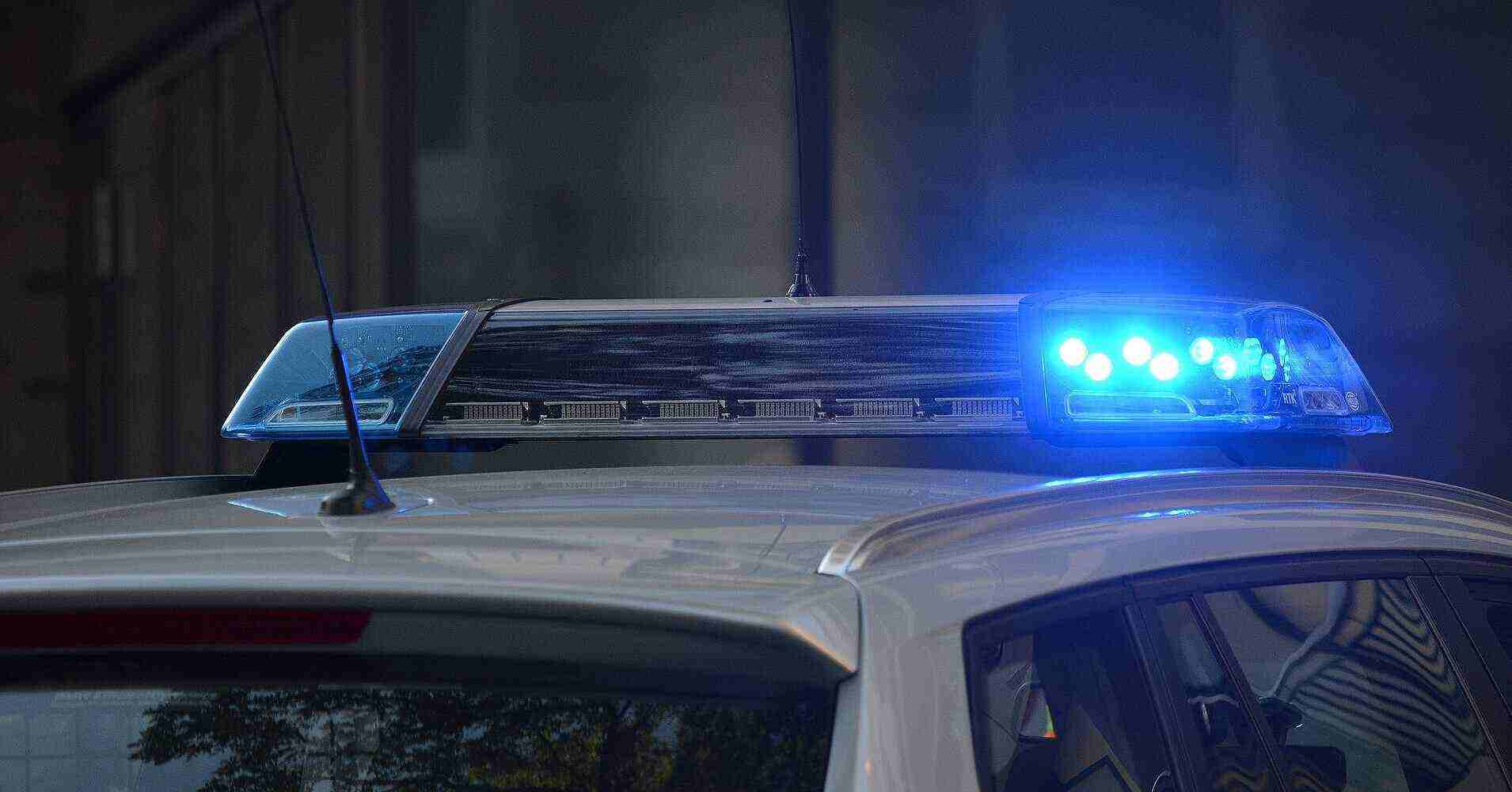 У Брюсселі у новорічну ніч спалили десятки авто та напали на рятувальників