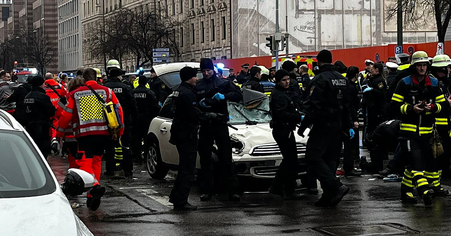 Наїзд автомобіля на демонстрантів у Мюнхені: кількість постраждалих зросла до 20