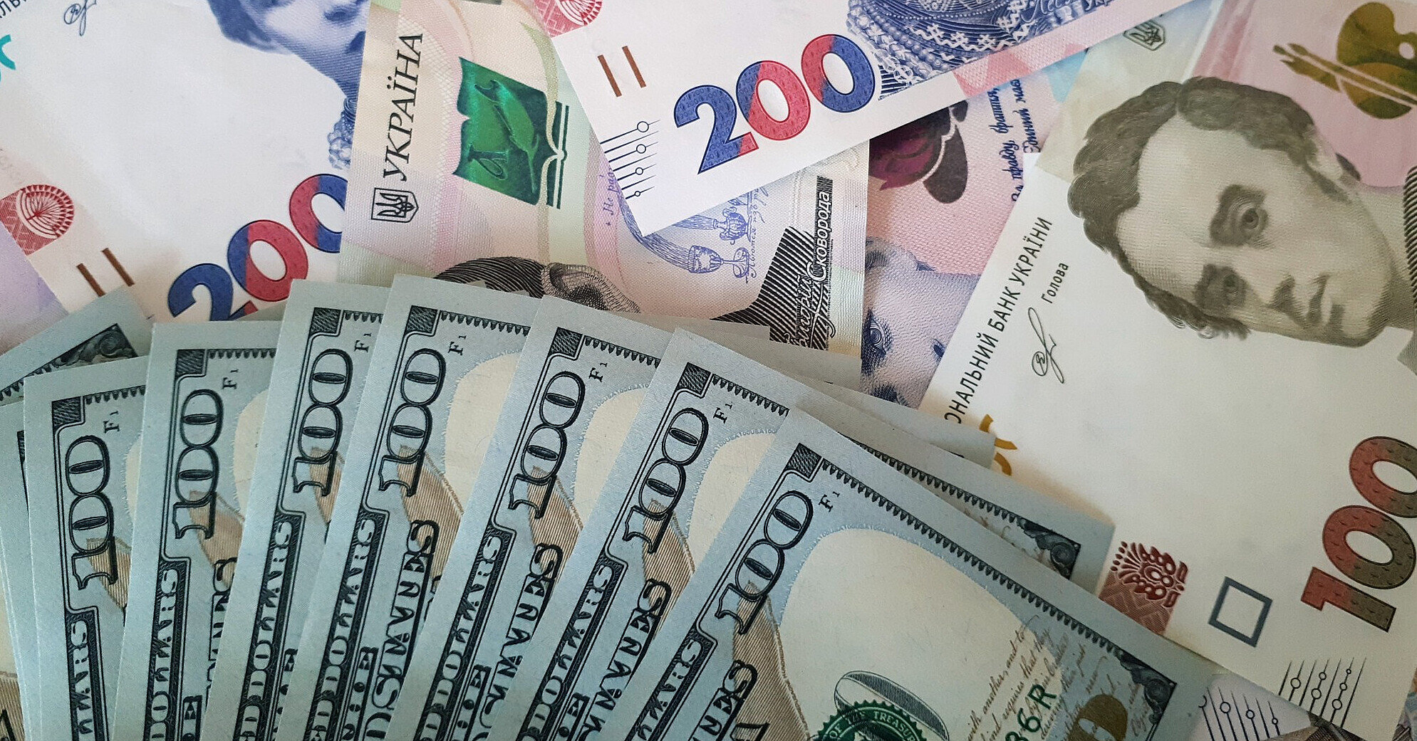 Бізнес поліпшив очікування щодо курсу долара – звіт НБУ