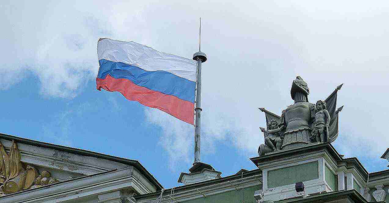 РФ збільшила дефіцит бюджету через зменшення вартості нафти та санкції – ОП