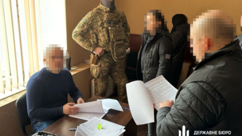 Шахрайським шляхом заволодів орендованою квартирою у центрі міста: суддя з Дніпра постане перед судом