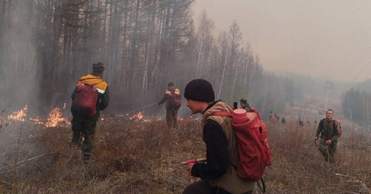 Два регіони РФ охопили масштабні пожежі, у Бурятії запроваджено режим НС