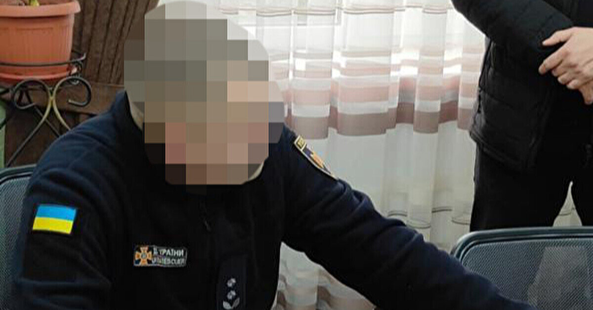 Під суд віддали двох посадовців ДСНС, які закупили 2000 планшетів за завищеними цінами
