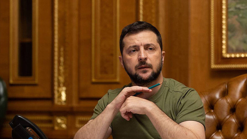Зеленський доручив максимально прискорити створення балістики