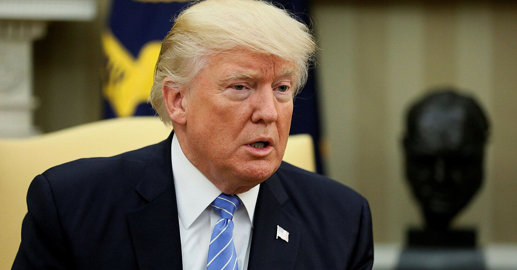 Трамп прокоментував своє фото в образі Папи Римського