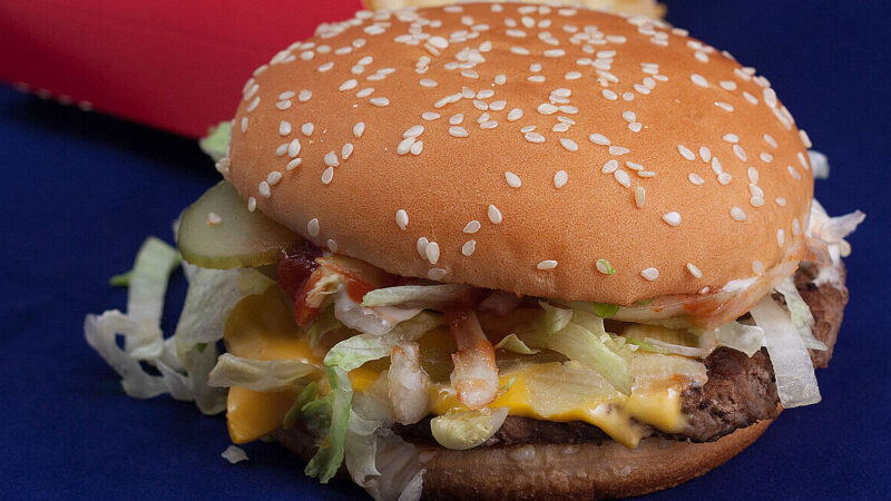McDonald’s прибирає з меню популярний бургер
