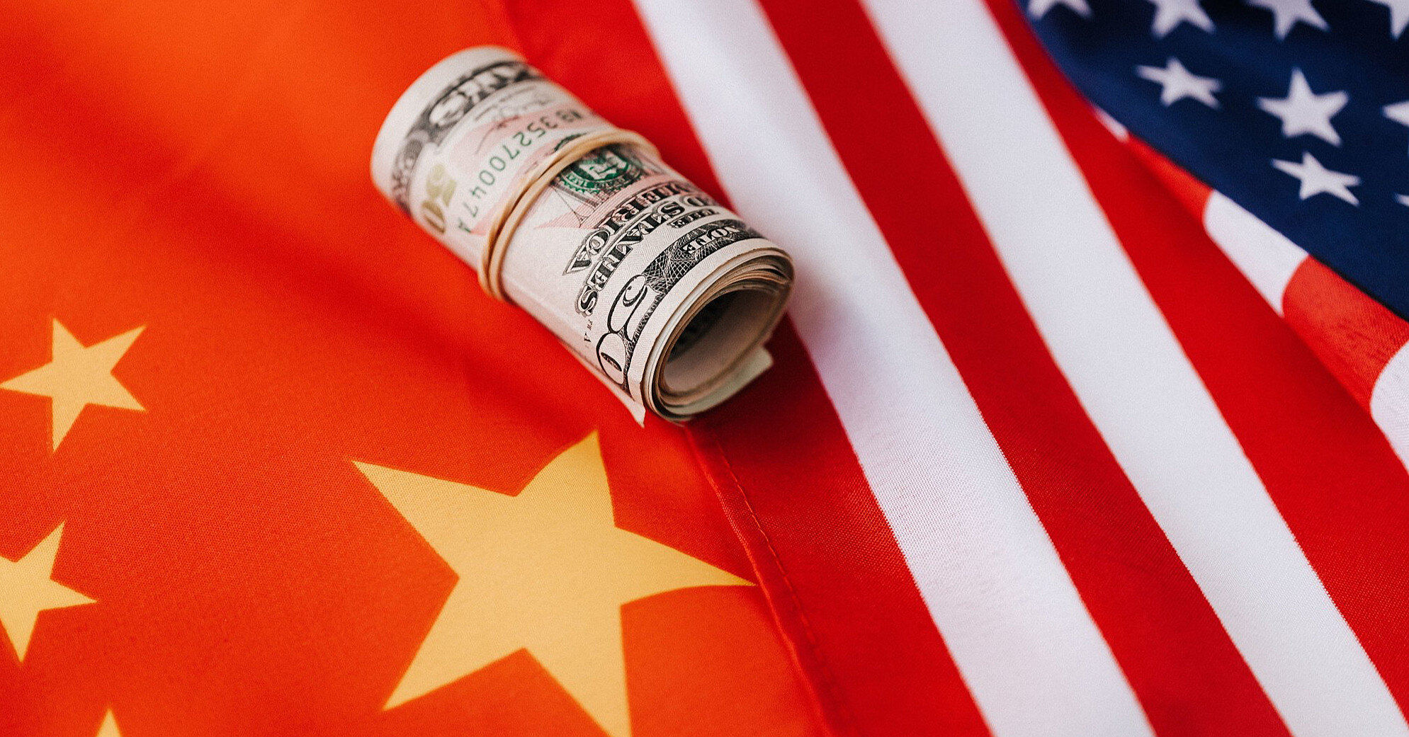 Китай частково компенсував падіння експорту до США, незважаючи на тарифи Трампа