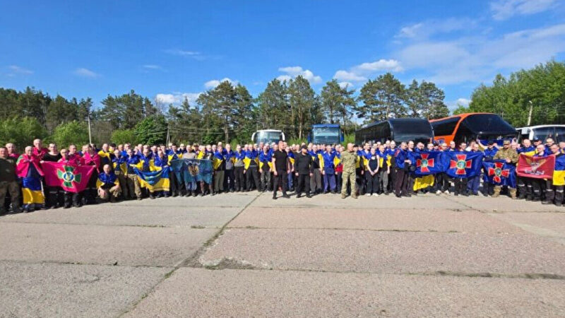 Україна та Росія провели перший етап обміну полоненими