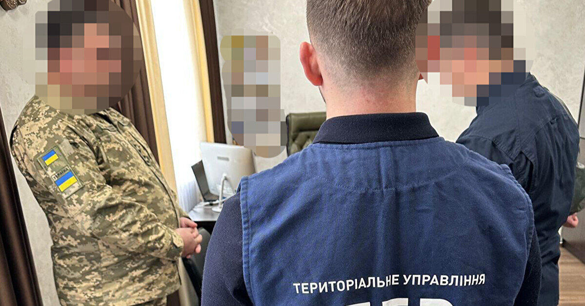 Змушував підлеглих будувати будинок: затримано проректора академії Держприкордонслужби